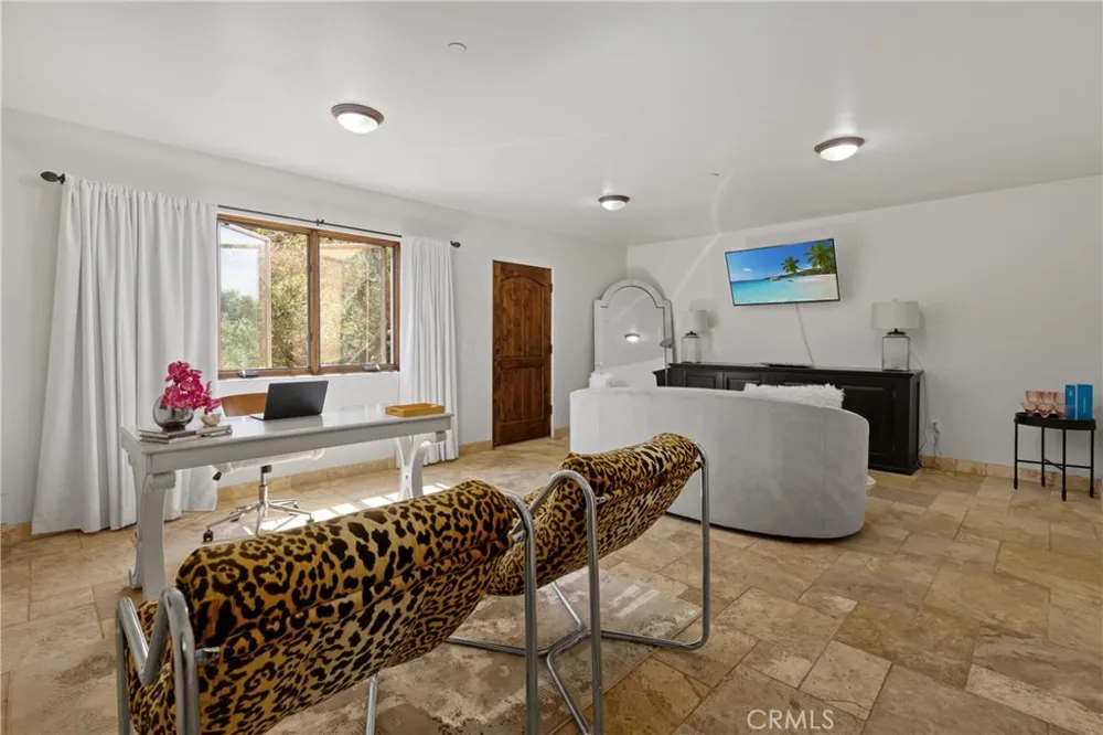 4322 Escondido Drive Malibu, CA 90265
