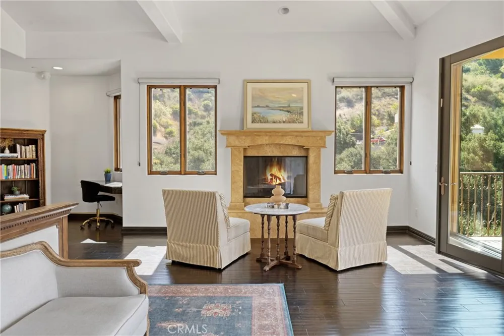 4322 Escondido Drive Malibu, CA 90265