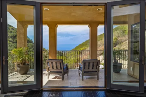 4322 Escondido Drive
