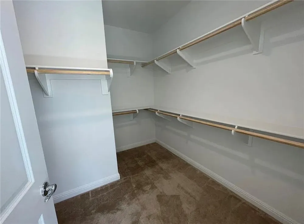 20814 W Bur Oak Northridge, CA 91326