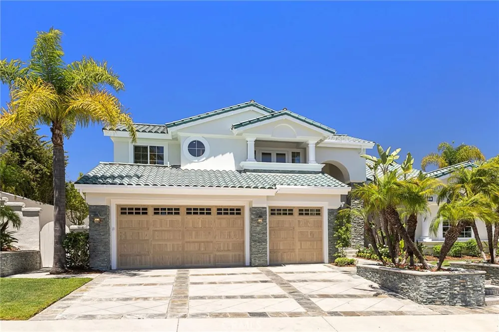 15 Sierra Vista Laguna Niguel, CA 92677