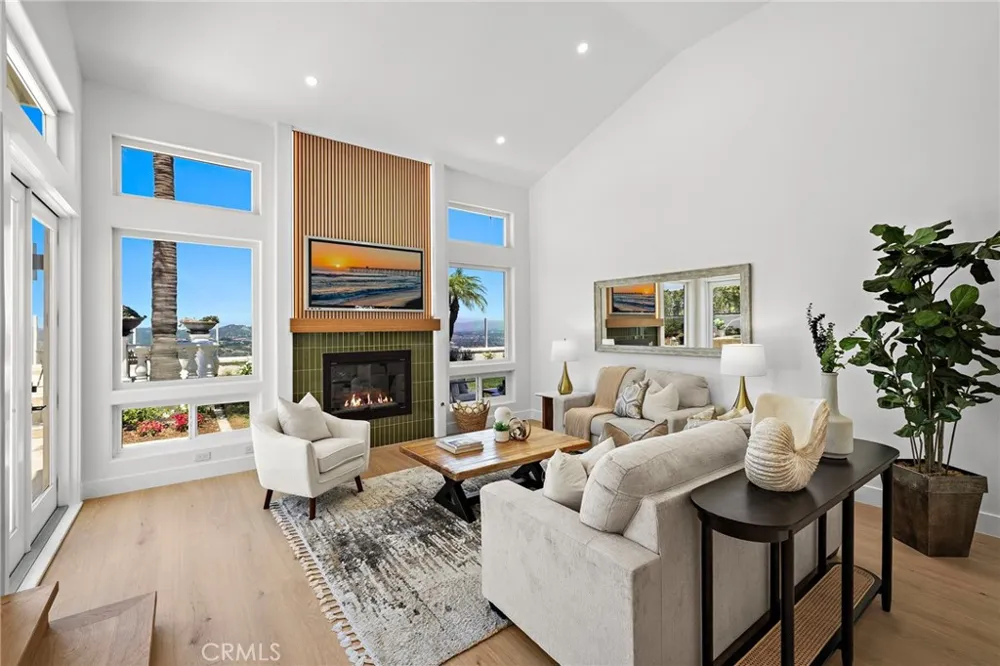 15 Sierra Vista Laguna Niguel, CA 92677
