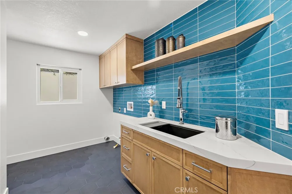 15 Sierra Vista Laguna Niguel, CA 92677