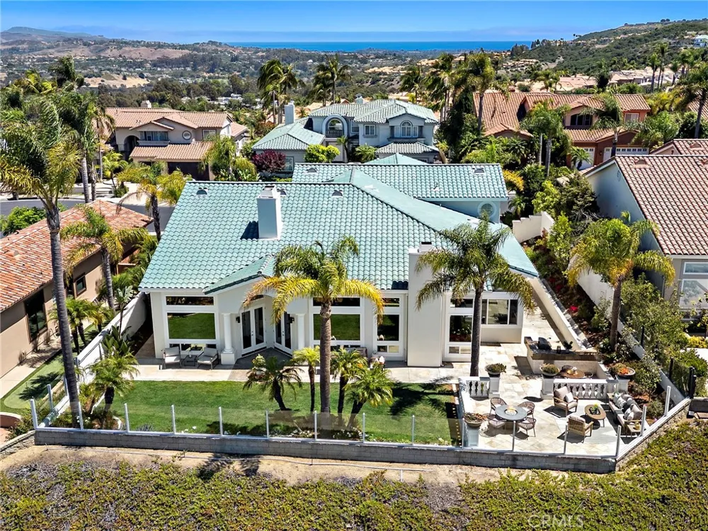 15 Sierra Vista Laguna Niguel, CA 92677