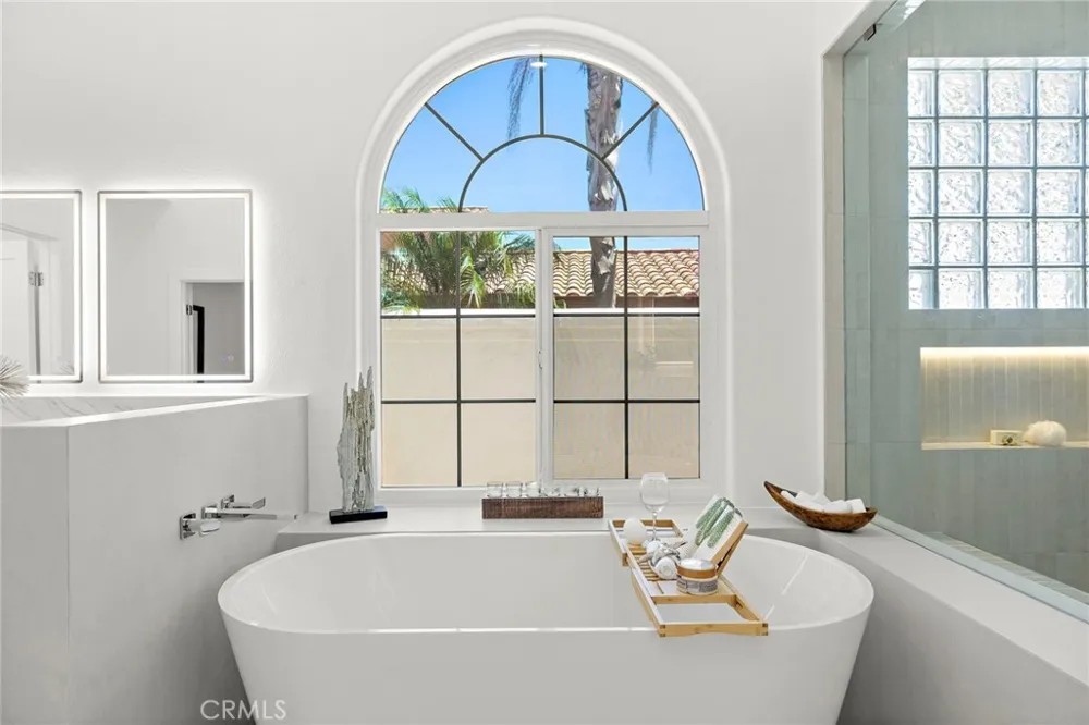 15 Sierra Vista Laguna Niguel, CA 92677