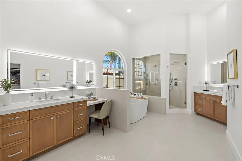 15 Sierra Vista Laguna Niguel, CA 92677