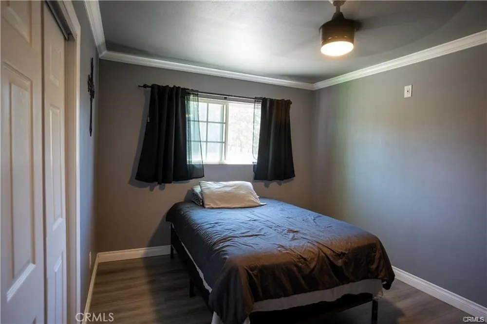 13092 Maclay Sylmar, CA 91342
