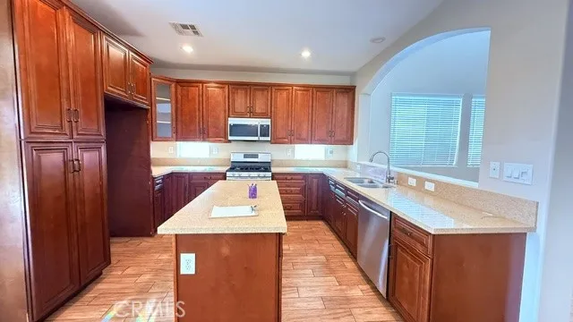 30135 Hardrock Menifee, CA 92585