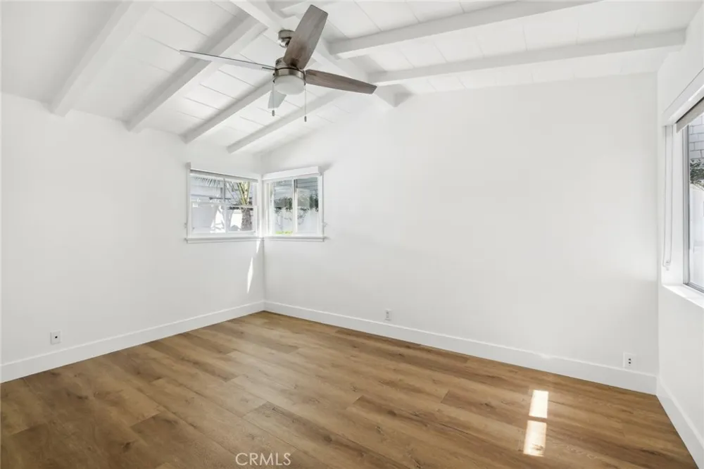 2551 Bayshore Drive Newport Beach, CA 92663