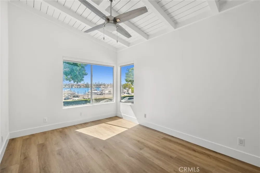 2551 Bayshore Drive Newport Beach, CA 92663