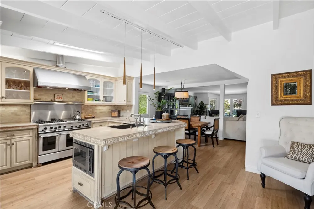 540 De Anza Drive Corona del Mar, CA 92625