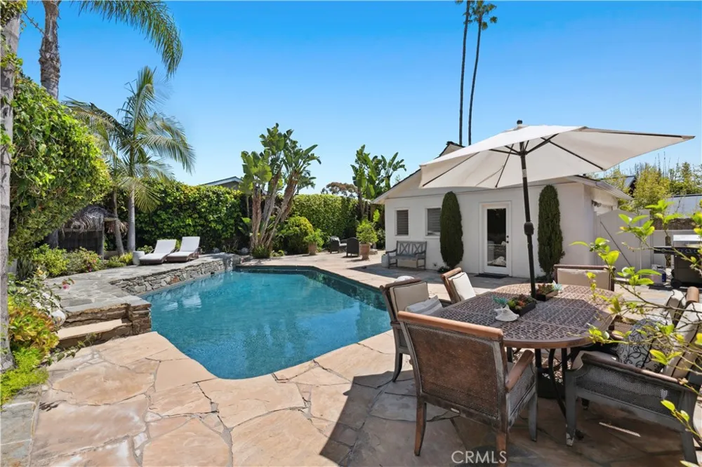 540 De Anza Drive Corona del Mar, CA 92625
