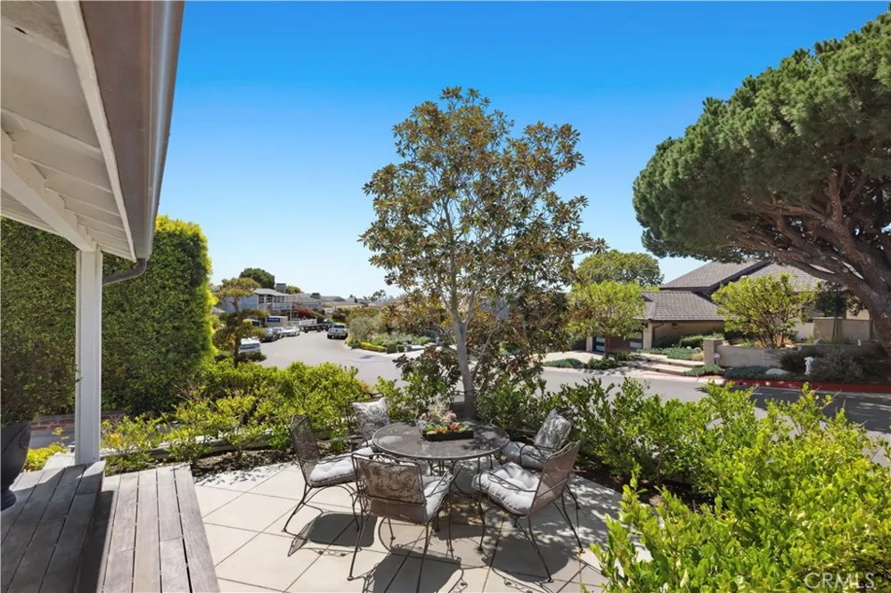 540 De Anza Drive Corona del Mar, CA 92625