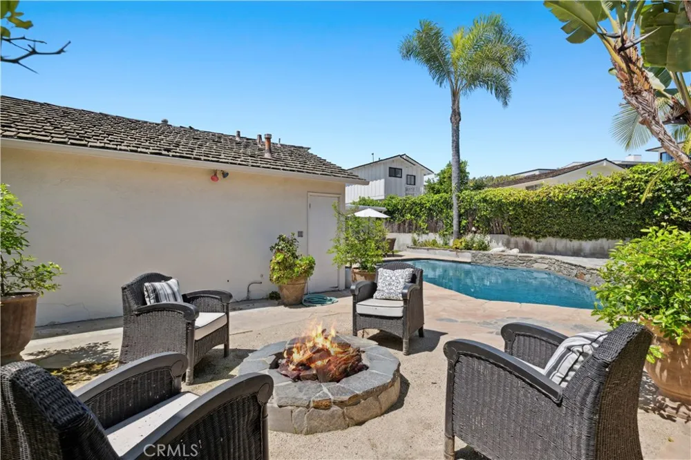 540 De Anza Drive Corona del Mar, CA 92625
