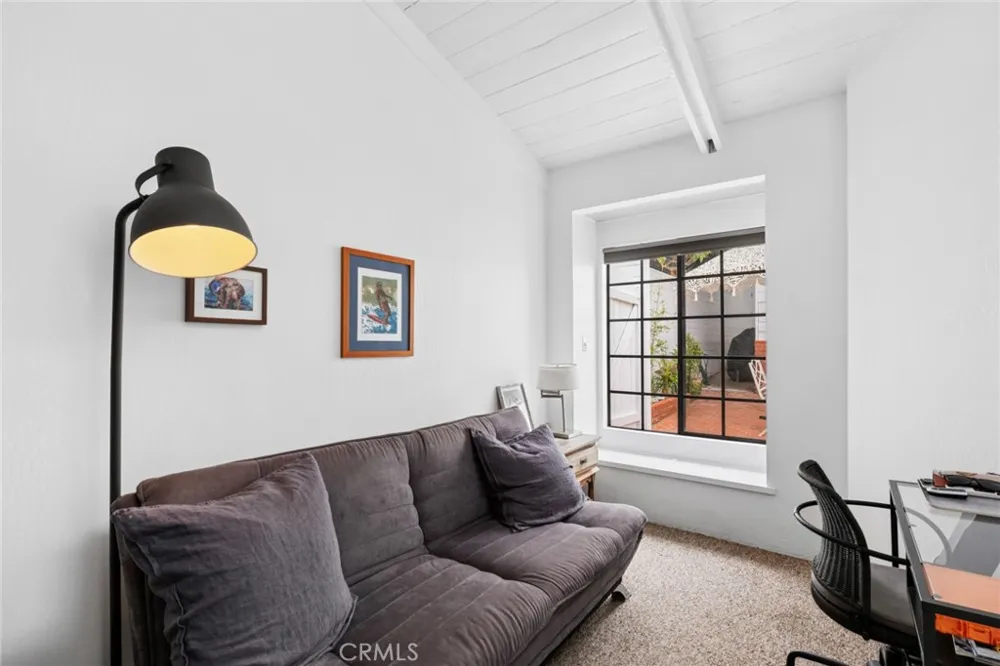 1143 Catalina Street Laguna Beach, CA 92651