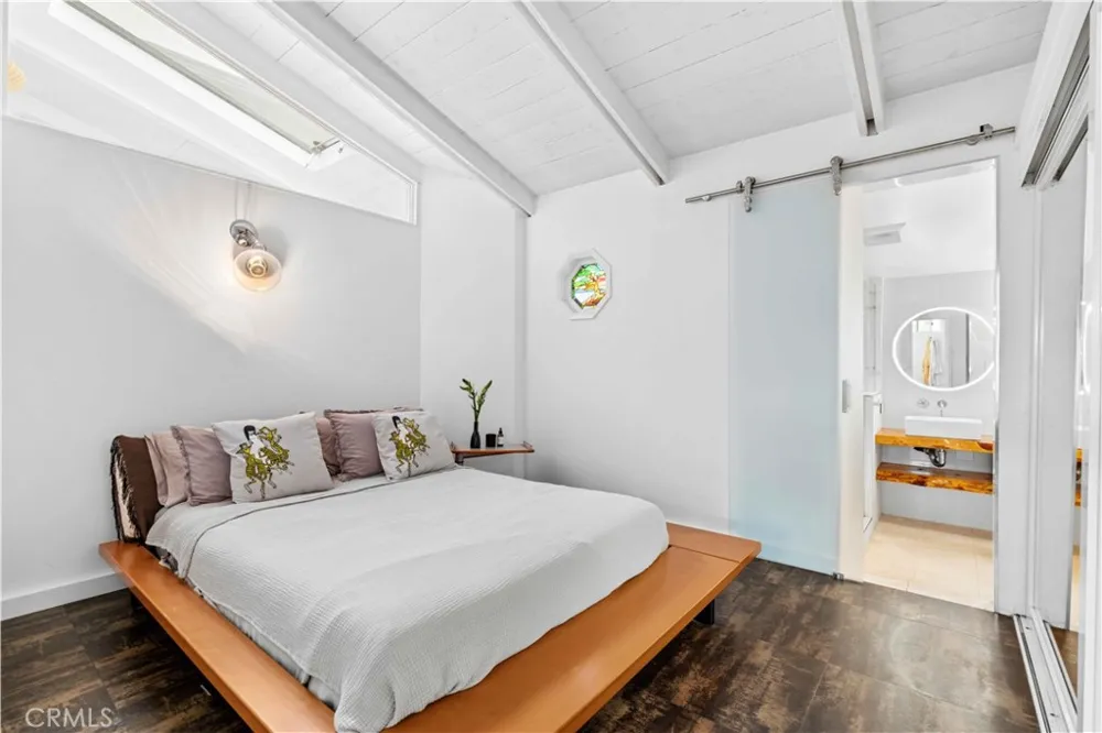 1143 Catalina Street Laguna Beach, CA 92651