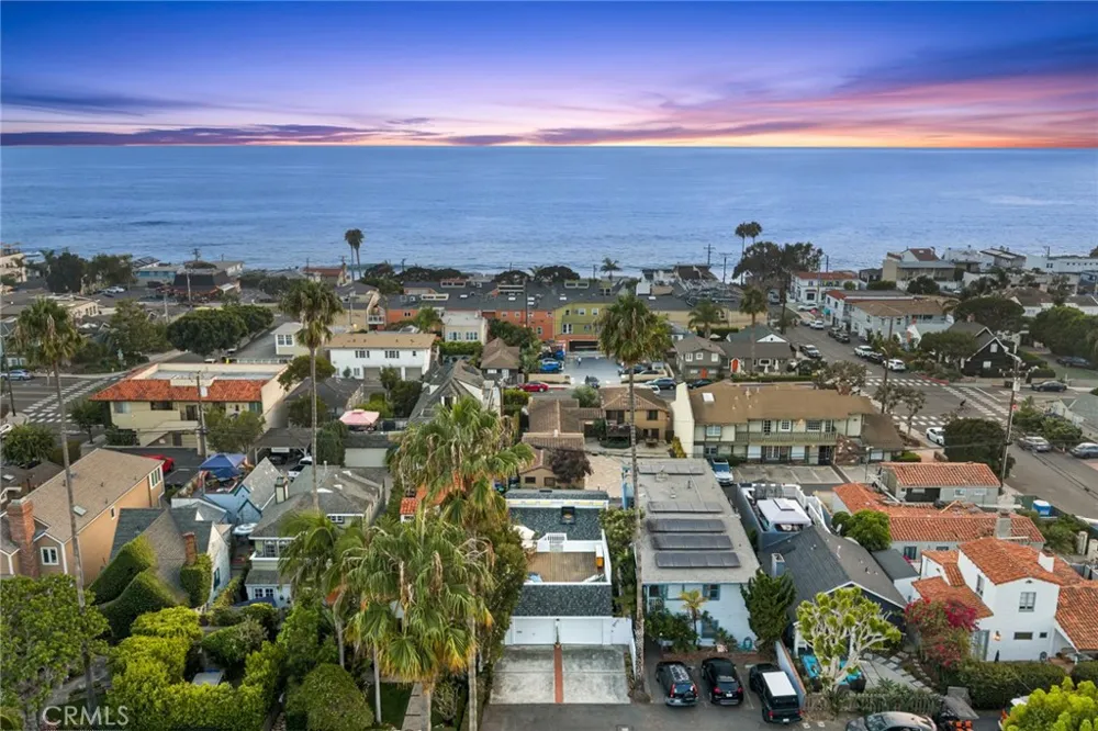 1143 Catalina Street Laguna Beach, CA 92651