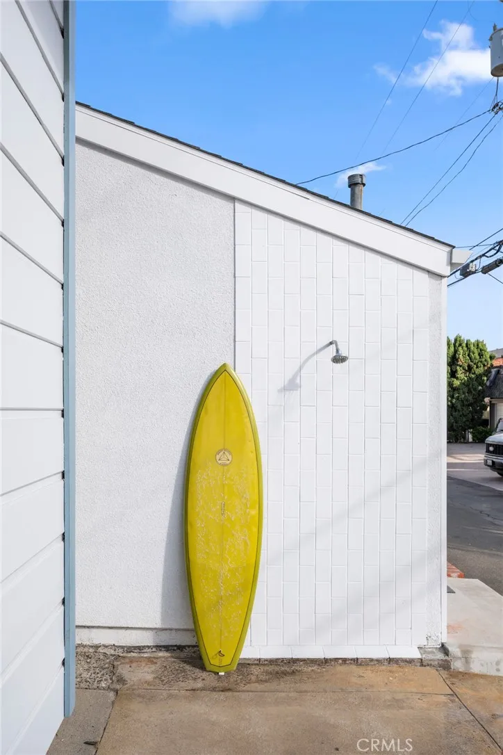 1143 Catalina Street Laguna Beach, CA 92651