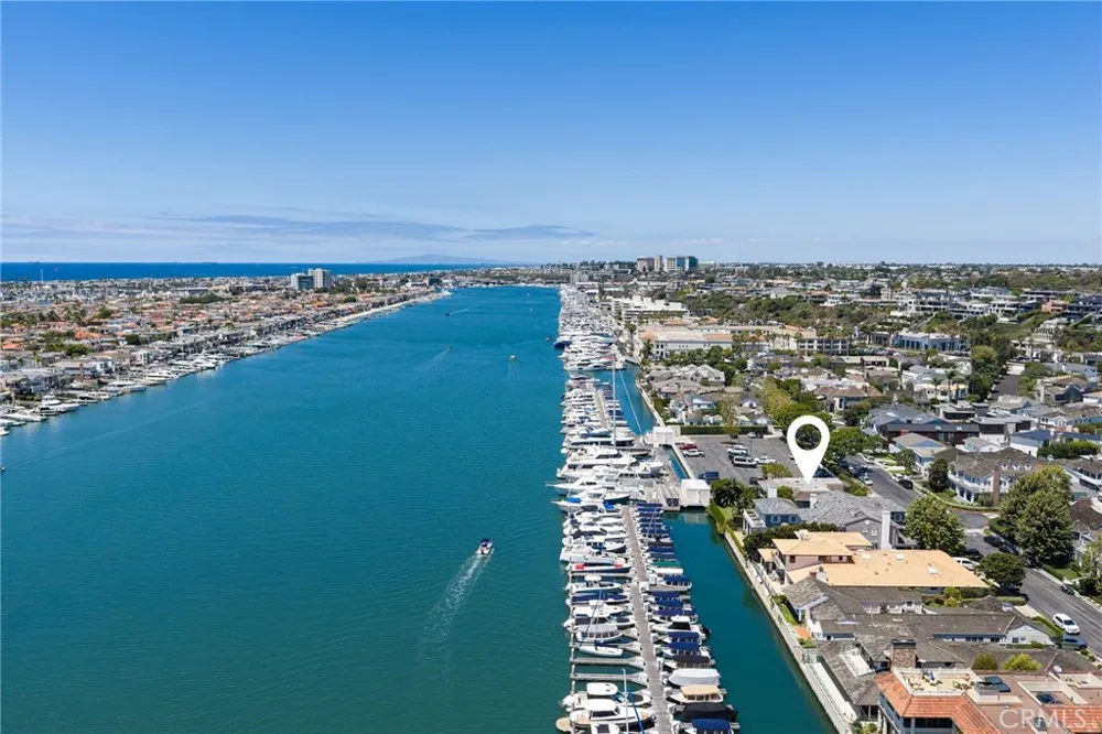 2572 Bayshore Drive Newport Beach, CA 92663