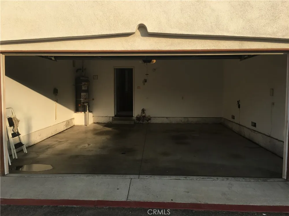 12833 Sunrose Court Chino, CA 91710