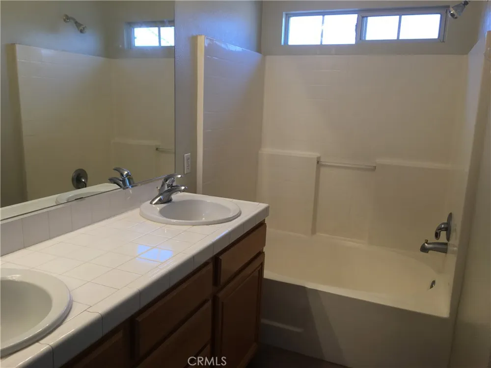 12833 Sunrose Court Chino, CA 91710