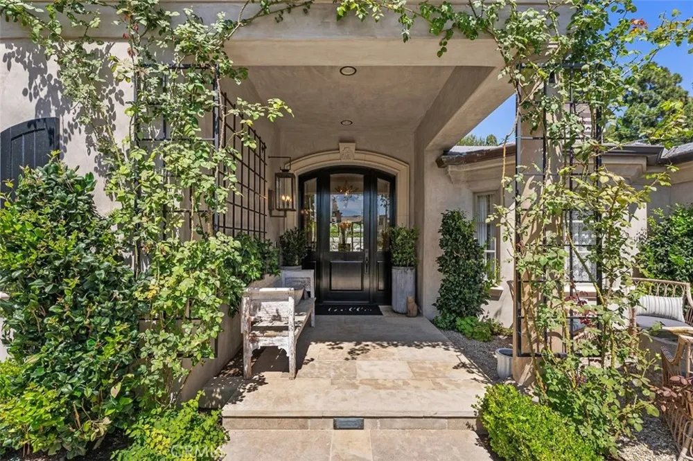 4 Winged Foot Lane Newport Beach, CA 92660