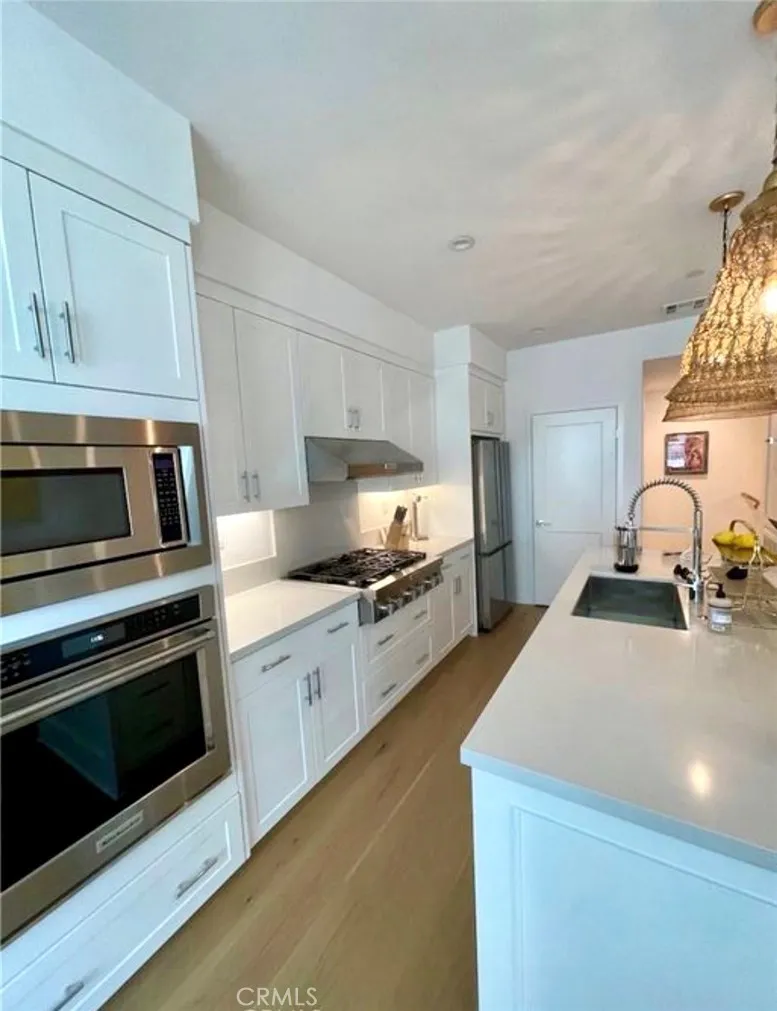 1211 Winslow Drive Newport Beach, CA 92660