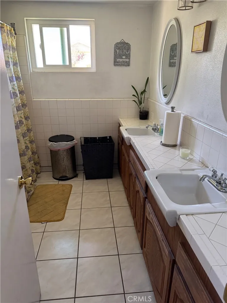 116 Eseverri La Habra Heights, CA 90631