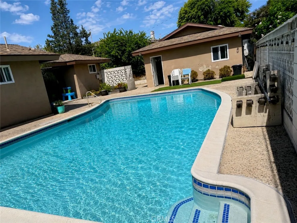 116 Eseverri La Habra Heights, CA 90631