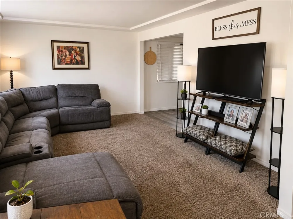 116 Eseverri La Habra Heights, CA 90631