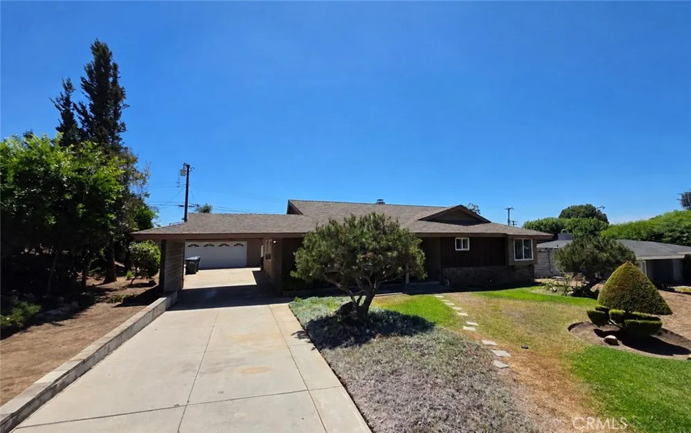 116 Eseverri La Habra Heights, CA 90631