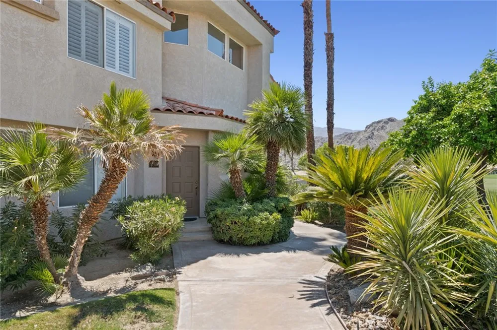 55499 Oak-Hill La Quinta, CA 92253