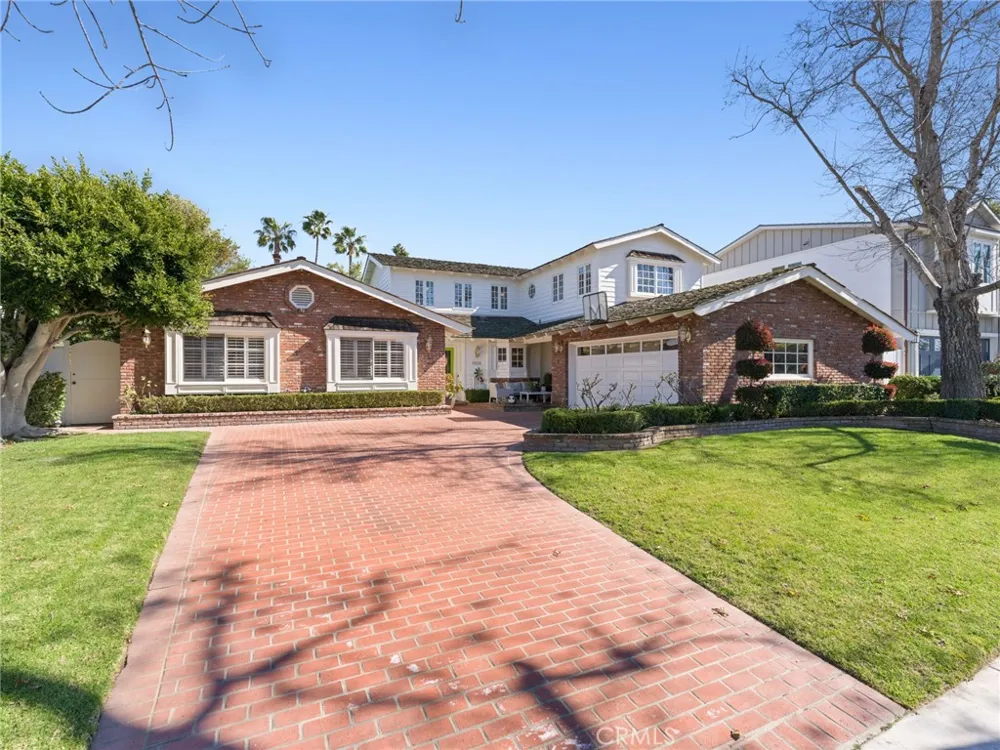 1924 Leeward Lane Newport Beach, CA 92660
