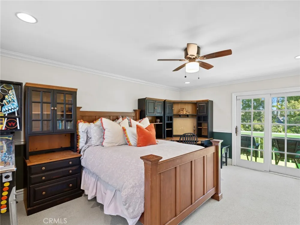 1924 Leeward Lane Newport Beach, CA 92660