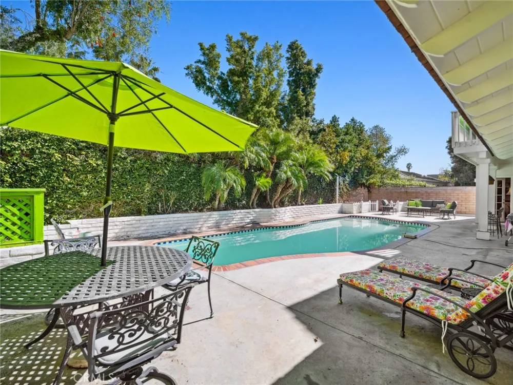 1924 Leeward Lane Newport Beach, CA 92660
