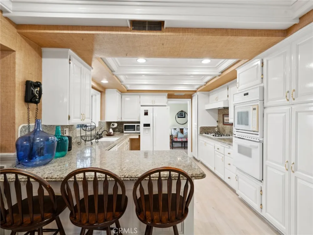 1924 Leeward Lane Newport Beach, CA 92660