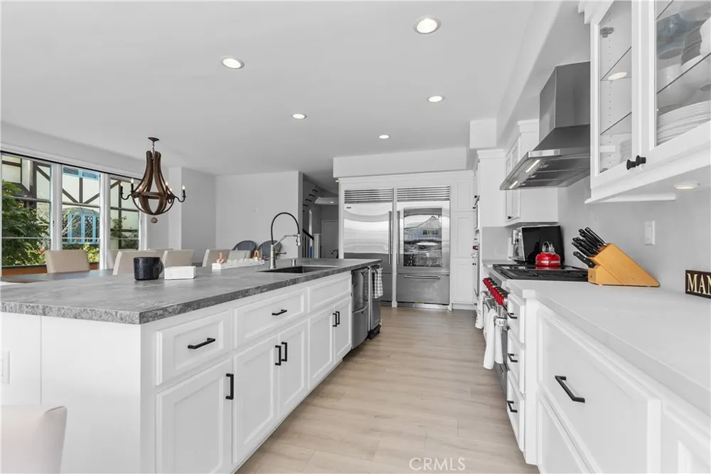 3915 Marcus Avenue Newport Beach, CA 92663