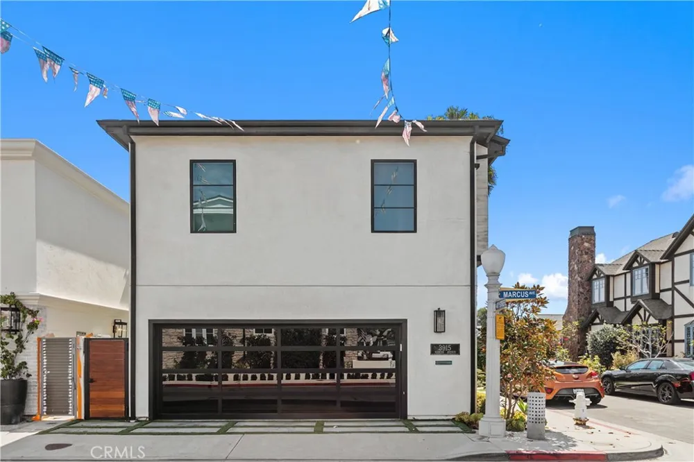 3915 Marcus Avenue Newport Beach, CA 92663