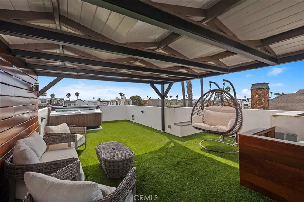 3915 Marcus Avenue Newport Beach, CA 92663