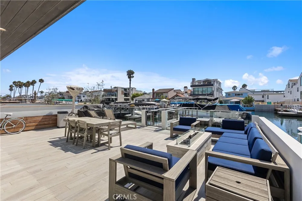 3915 Marcus Avenue Newport Beach, CA 92663