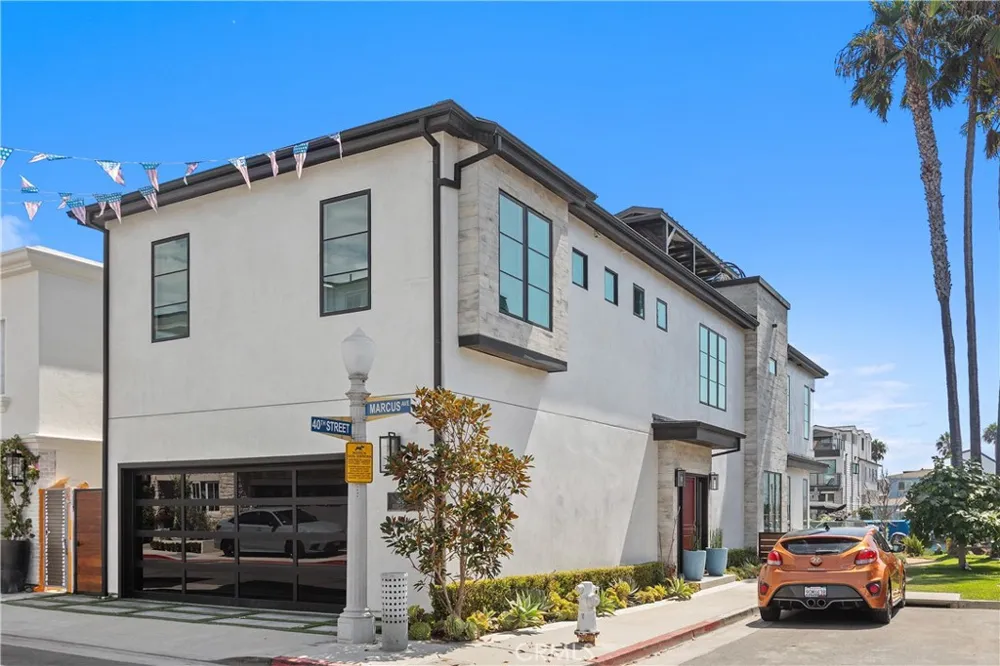 3915 Marcus Avenue Newport Beach, CA 92663