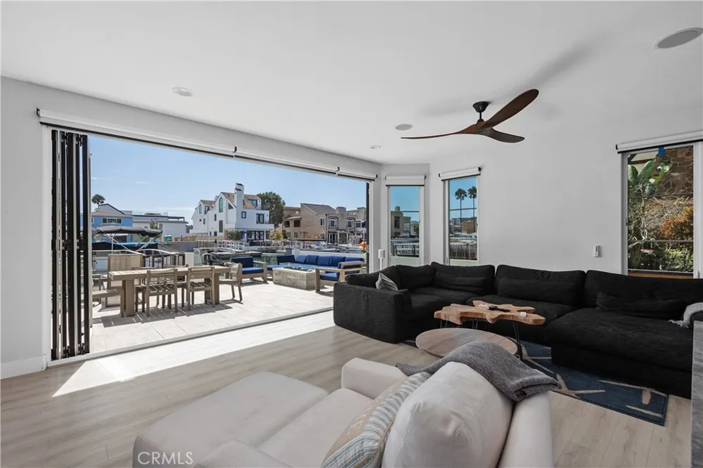 3915 Marcus Avenue Newport Beach, CA 92663