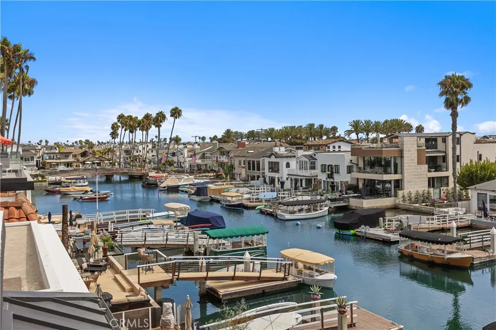 3915 Marcus Avenue Newport Beach, CA 92663