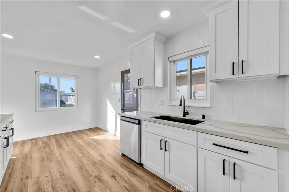 18432 Patterson Lane Huntington Beach, CA 92646