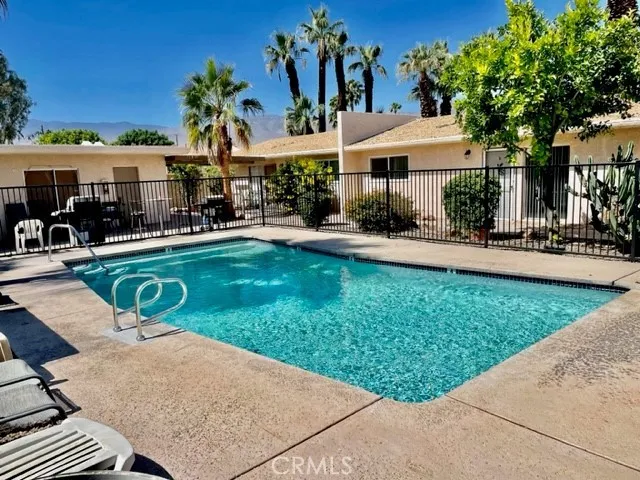 73740 Santa Rosa Way #5 Palm Desert, CA 92260