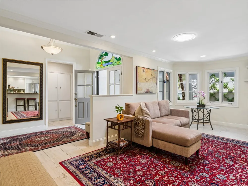 3 Rue Fontainbleau Newport Beach, CA 92660