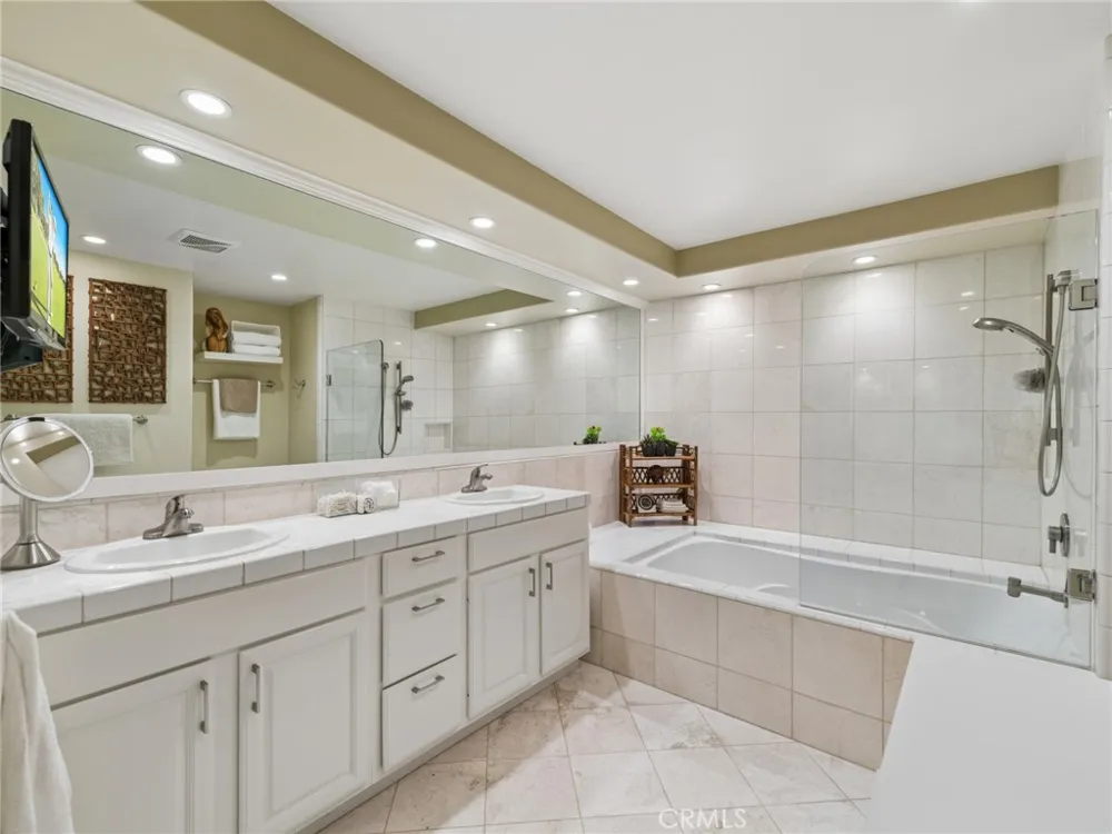 3 Rue Fontainbleau Newport Beach, CA 92660