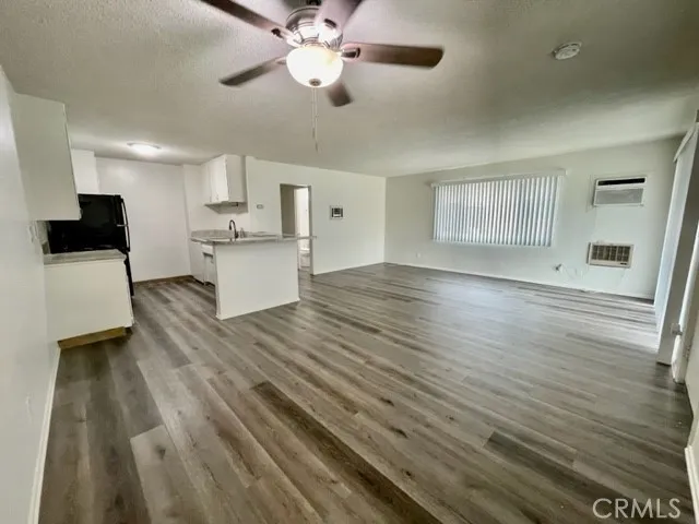 686 E Cottonwood #7 Palm Springs, CA 92262