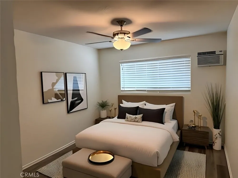 686 E Cottonwood #7 Palm Springs, CA 92262