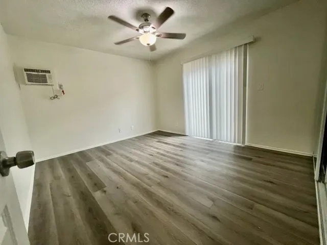 686 E Cottonwood #7 Palm Springs, CA 92262